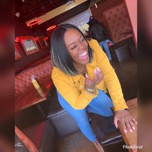 Meet your Posher, Devyn